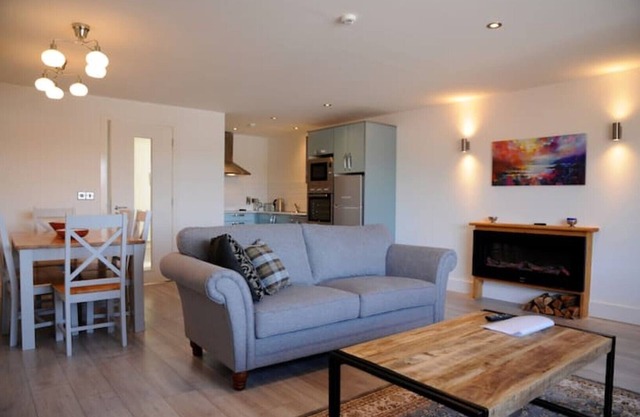The Boatshed House: Holiday Home Dingle
