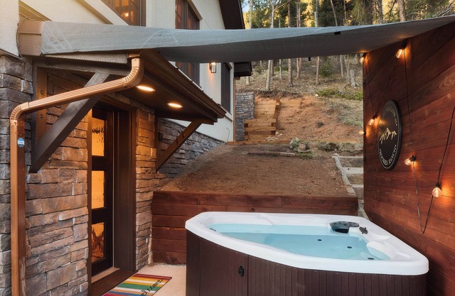 The Bungalow: Ultimate Relaxation in the Mountains