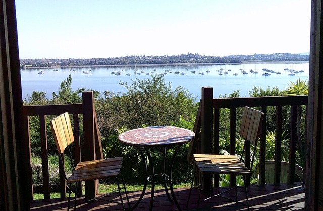 The Cabana Half Moon Bay Quiet Private Setting with Panoramic Sea views