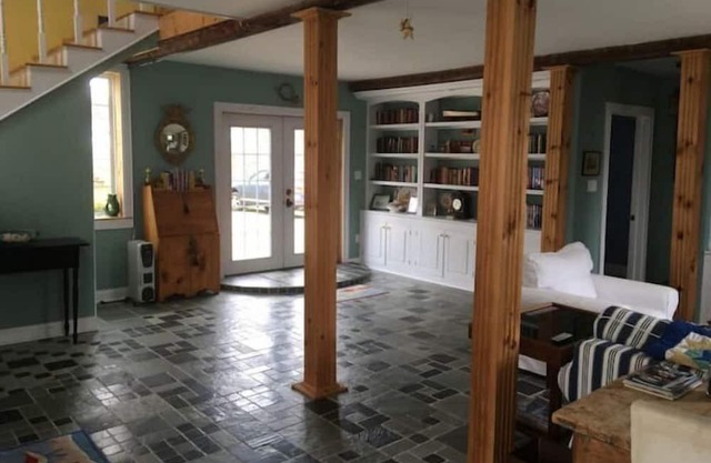 The Carriage House