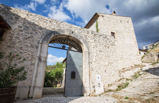 THE CASTELLUCCIO The small ancient castle in the Abruzzo National Park