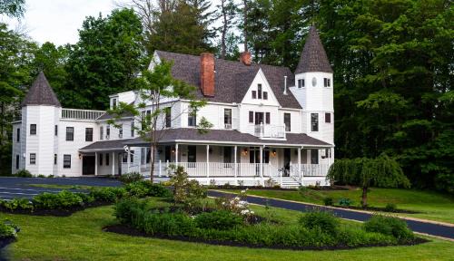 The Constance by The Lenox Collection
