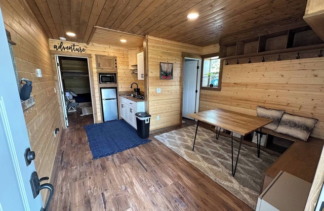 The Cozy Nest at Georgetown Lake