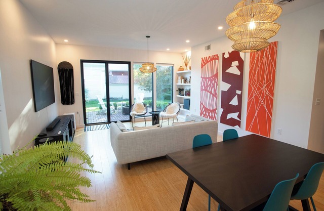 The Crik House: Modern digs, American farm country