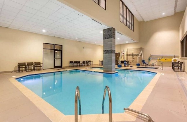 The District, a Hilton Club - One Bedroom Standard (Lock-Off) - 1B2