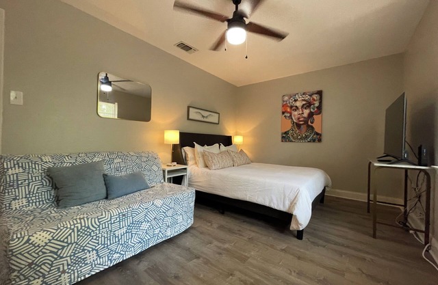 The Domino in Sherman 2 bedroom Townhouse