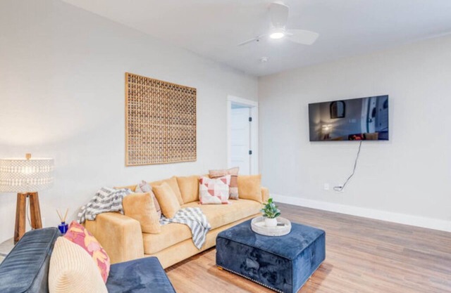 The Downtown Delight Family Suite
