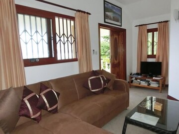 The Drake Seaside Apartment