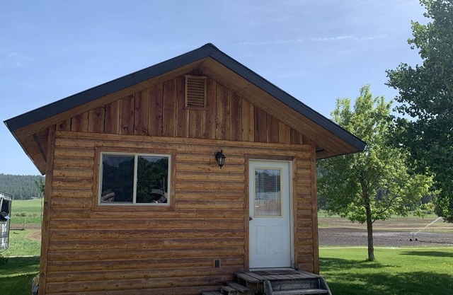 The Elk Cabin a rustic ranch cabin