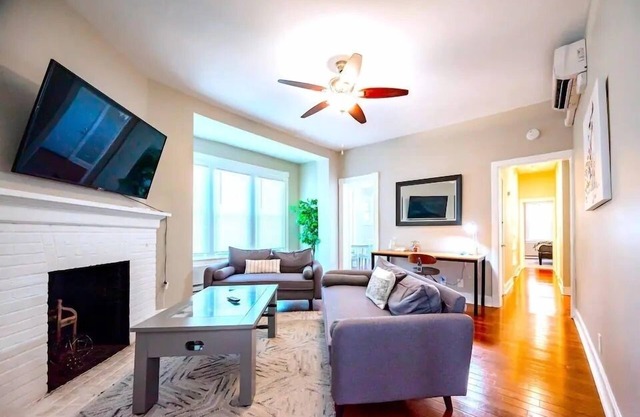 The Gilpin Getaway | 2BR | Free Coffee | by RedAwning