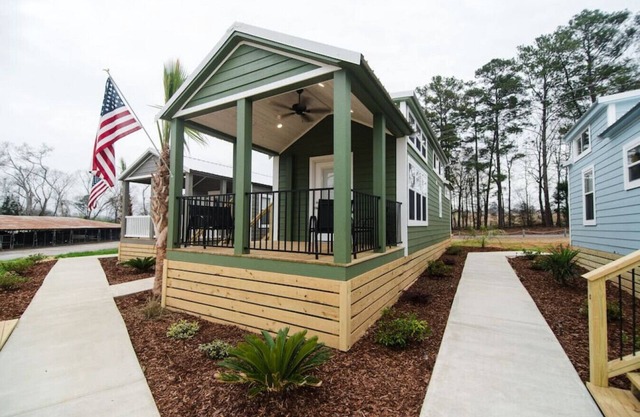 The Grande II · Tiny Home on Logan Martin Lake