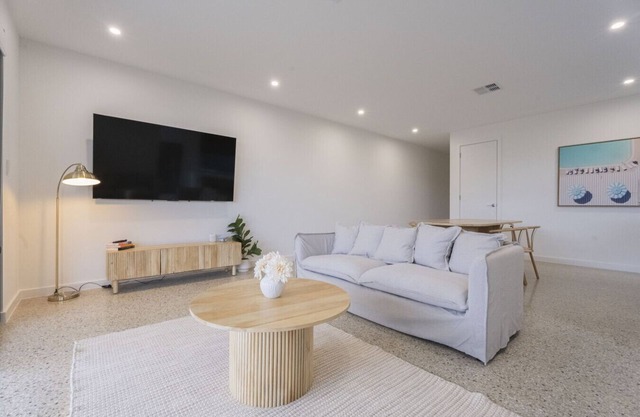 The Grange Hideaway - Luxurious Brand New Home