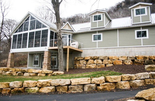The Great River Retreat on Mississippi backwaters: views, modern & peaceful!