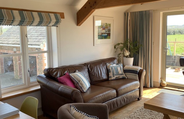 The Hayloft. Beautiful three bedroom barn near sandy beaches, near Bude.