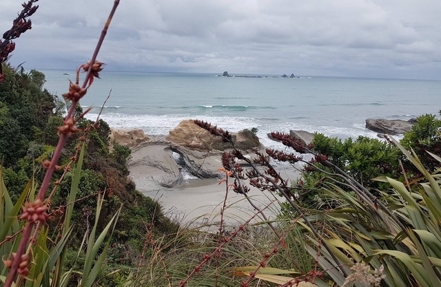 The hole in the rock house Amazing sea views. Stunning beaches. Stay and relax