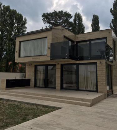 The Lake House