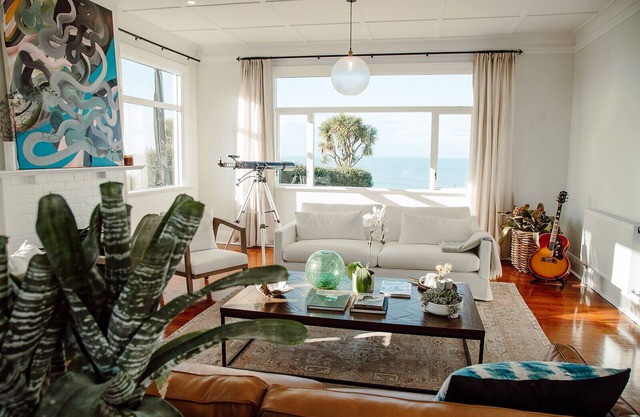 The Longhouse Tirimoana - Absolute Beachfront Luxury Accommodation Retreat