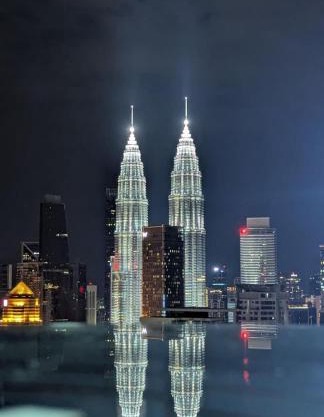 The Luxe By klcc infinitum