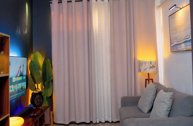 The Modern Nest City Escape Steps from Main Attractions with strong Wi-Fi
