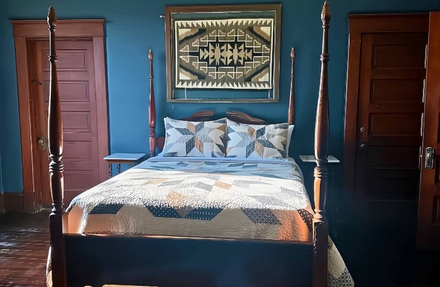 The Native Suite w/Private Full Bath