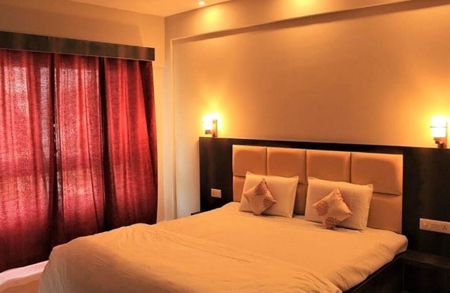 The Nest, holiday home, 7min away from beach and nightlife.