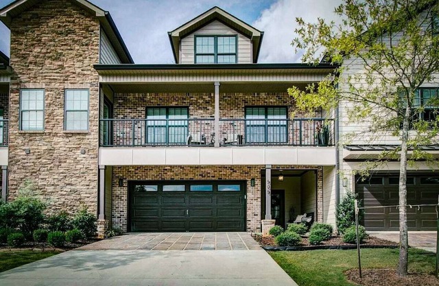 The Nest · The Nest: Downtown Huntsville, Walk Everywhere
