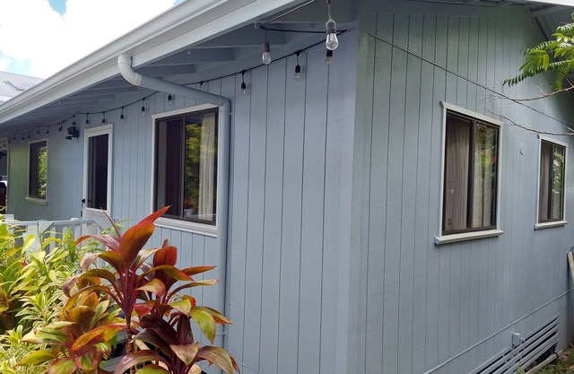 The Ohana Cottage, your perfect Hilo Getaway!