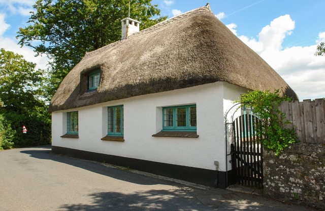 THE OLD FORGE, family friendly, with a garden in Ilsington