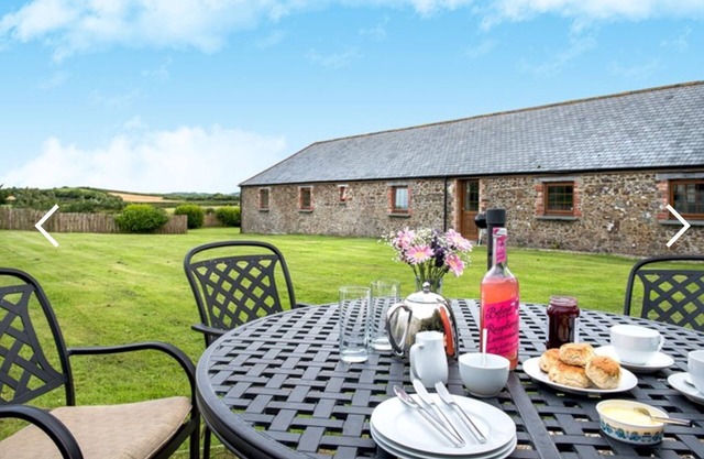 The Olde Byre, Creathorne Farm Cottage