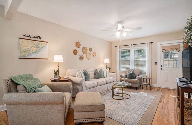 The Park Circle Haven ~ Spacious 5br/4ba Home!