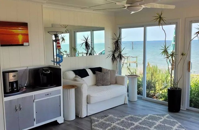 The Point - Amazing views and private sandy beach