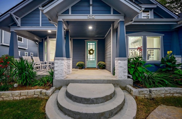 The Poppy House with Huge Swim Spa - Downtown Georgetown