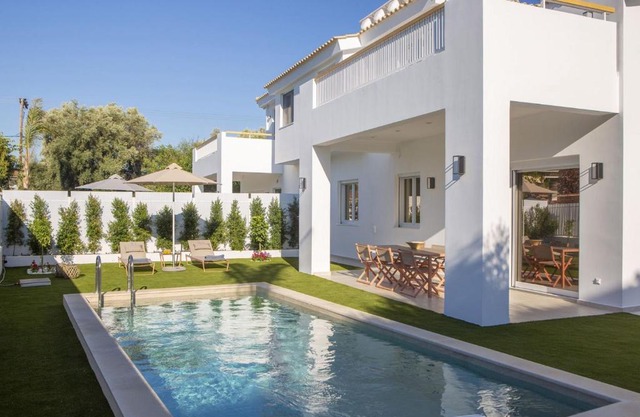 THE QUAD Luxury Villas