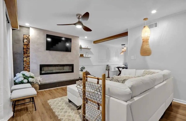 The Retreat - 5 min to Airport & 15 min Downtown