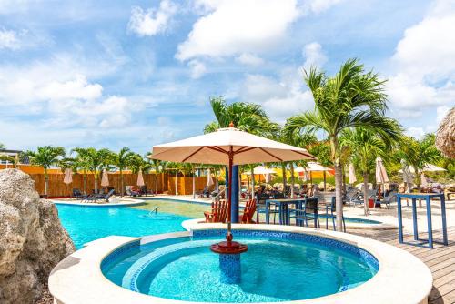The Ritz Village Hotel 