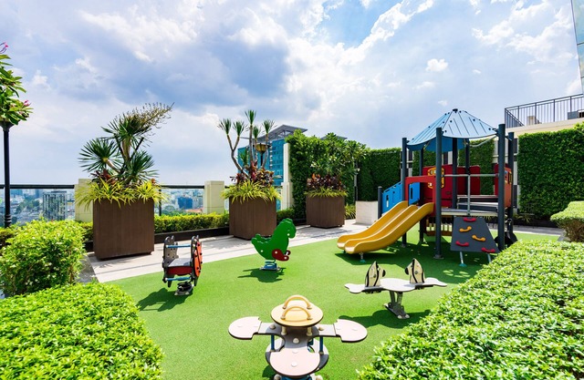 The Rixx Spectacular Apartment in D1/gym/pool/Netlix/3bedrooms/bathtub/security