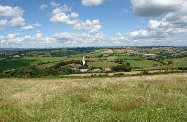 THE ROUNDHOUSE, pet friendly, luxury holiday cottage in Halwell