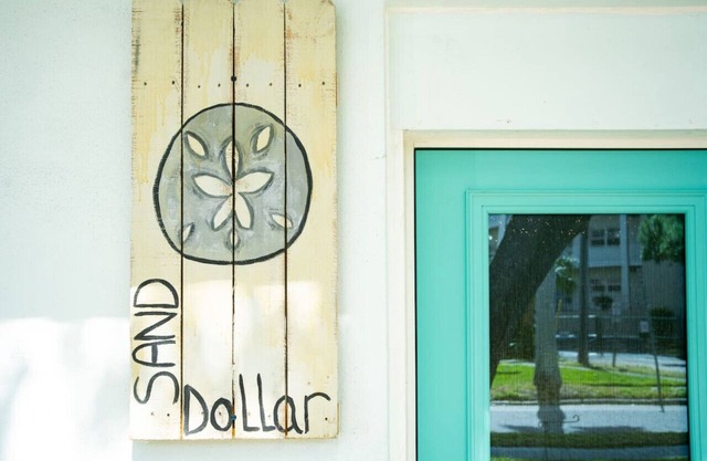 The Sand Dollar Cottage