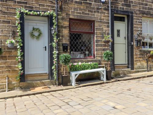The Snug on the Cobbles