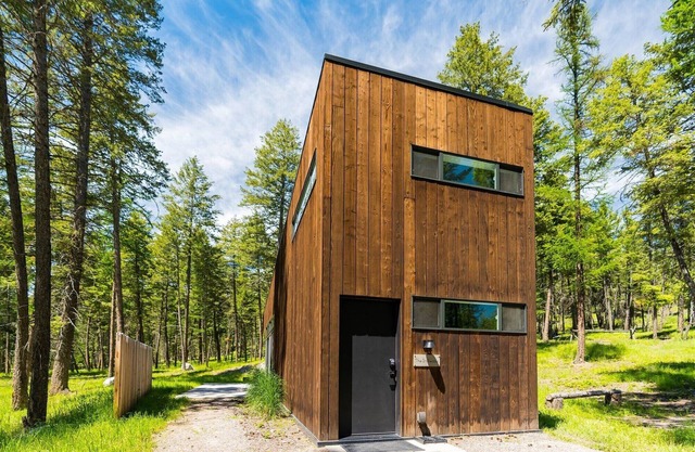 The Stillwater at Stoner Creek Cabins