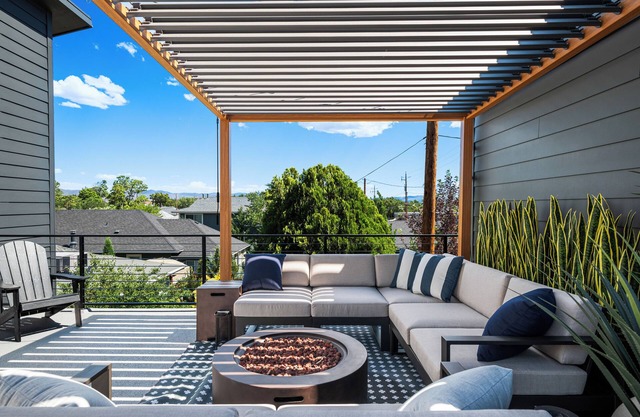 The Stoke House - New Modern Construction in MidTown
