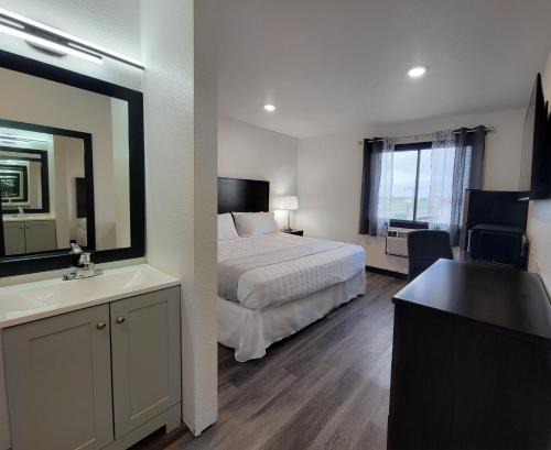 The Suite Inn Minot