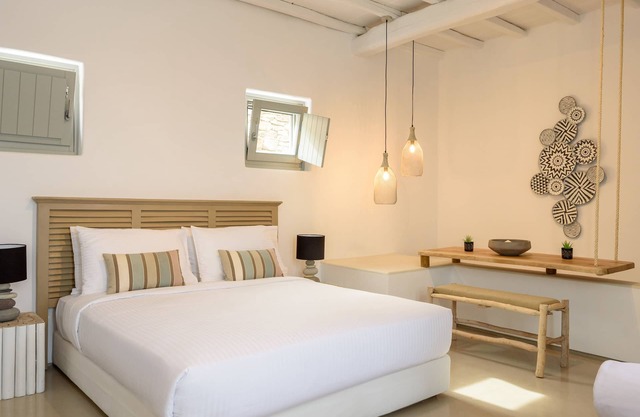 The Summit of Mykonos - The Royal Apartment with Outdoor Jacuzzi