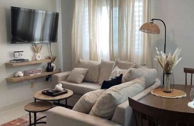 The Wanderers - Boho Bliss 2 BR Apt in Kingston
