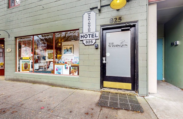 The Washington Hotel