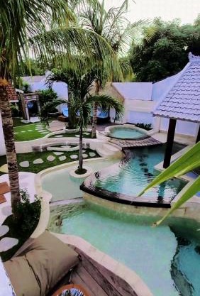 The White Key Luxury Villas