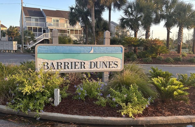 There's Always time for the SEA.A great location in Barrier Dunes.
