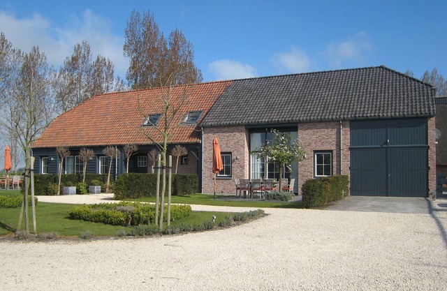 These two holiday homes built in 2006.