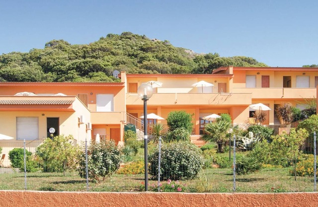 This apartment is located in a residential complex in front of the tourist port of Castelsardo, in S
