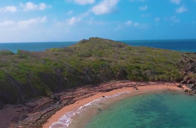 this home is 7 minutes walking distance to the beach.